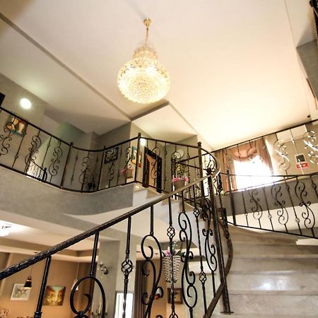 Hotel Salmer Tbilissi Extérieur photo