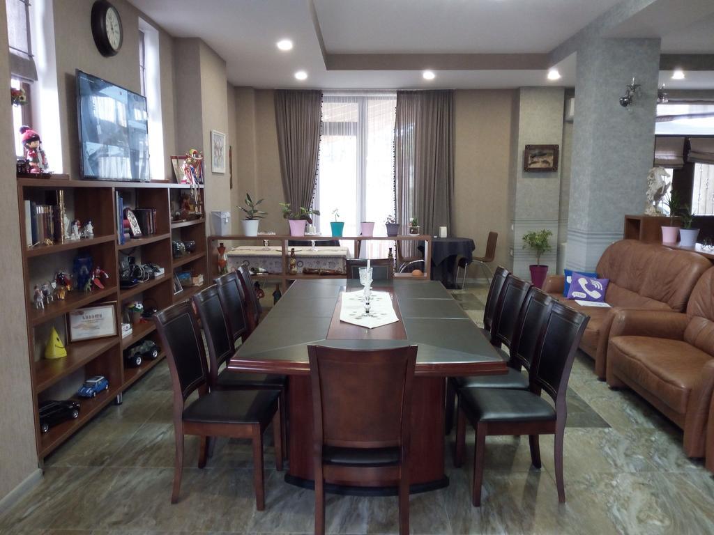 Hotel Salmer Tbilissi Extérieur photo