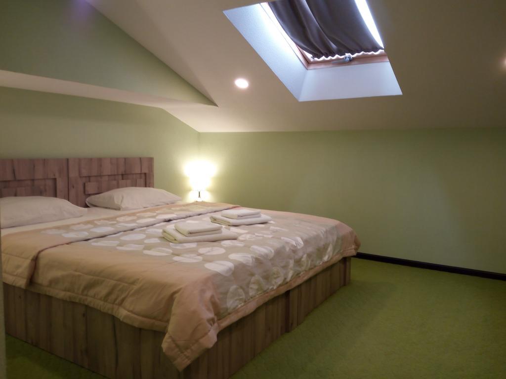 Hotel Salmer Tbilissi Extérieur photo
