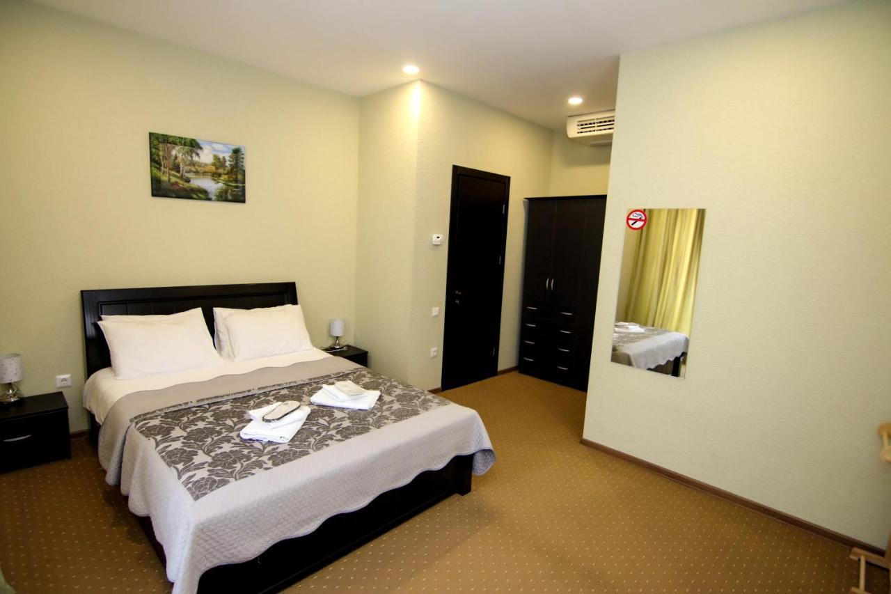 Hotel Salmer Tbilissi Extérieur photo